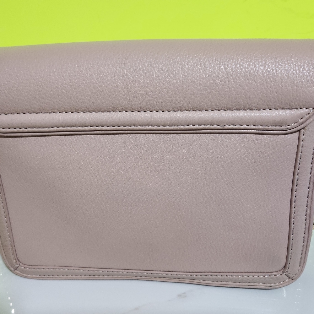 Tory Burch - Picture 4 of 8